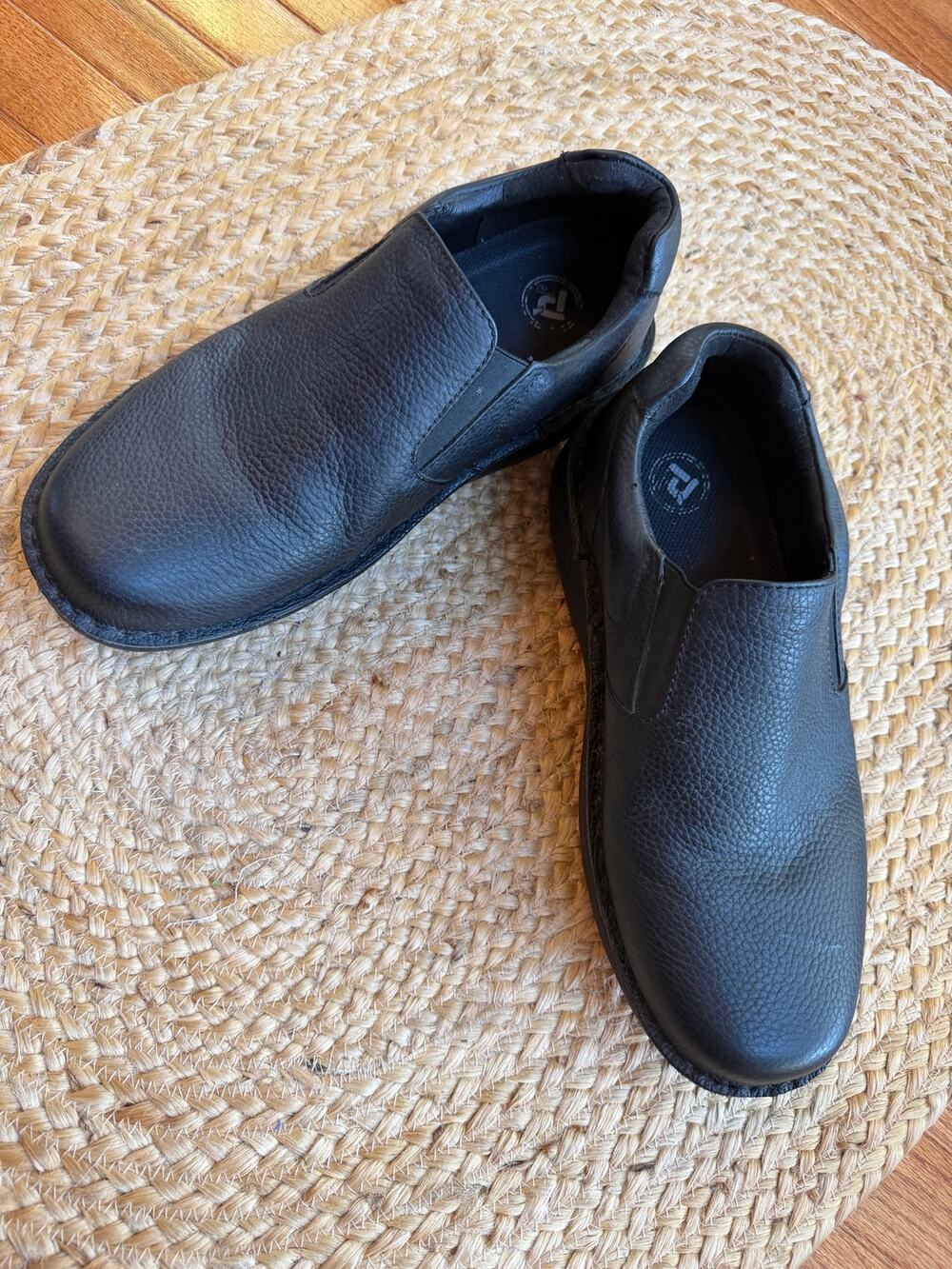 Propet Mens Size 12 5E XX-Wide Black Leather Slip On Loafers Walking Shoes M4077
